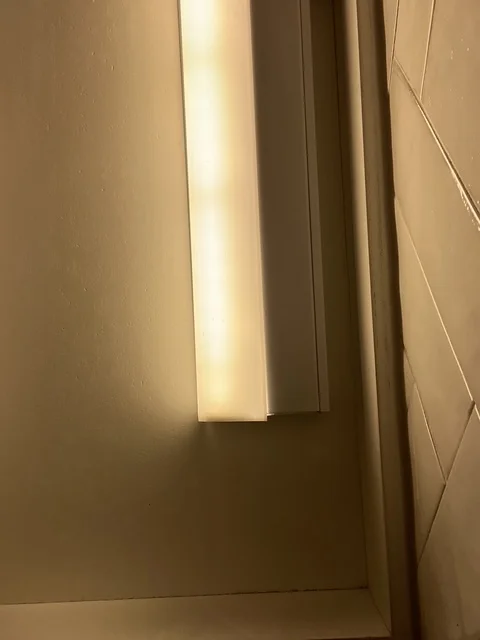 After cleaning: Clean spotless wall